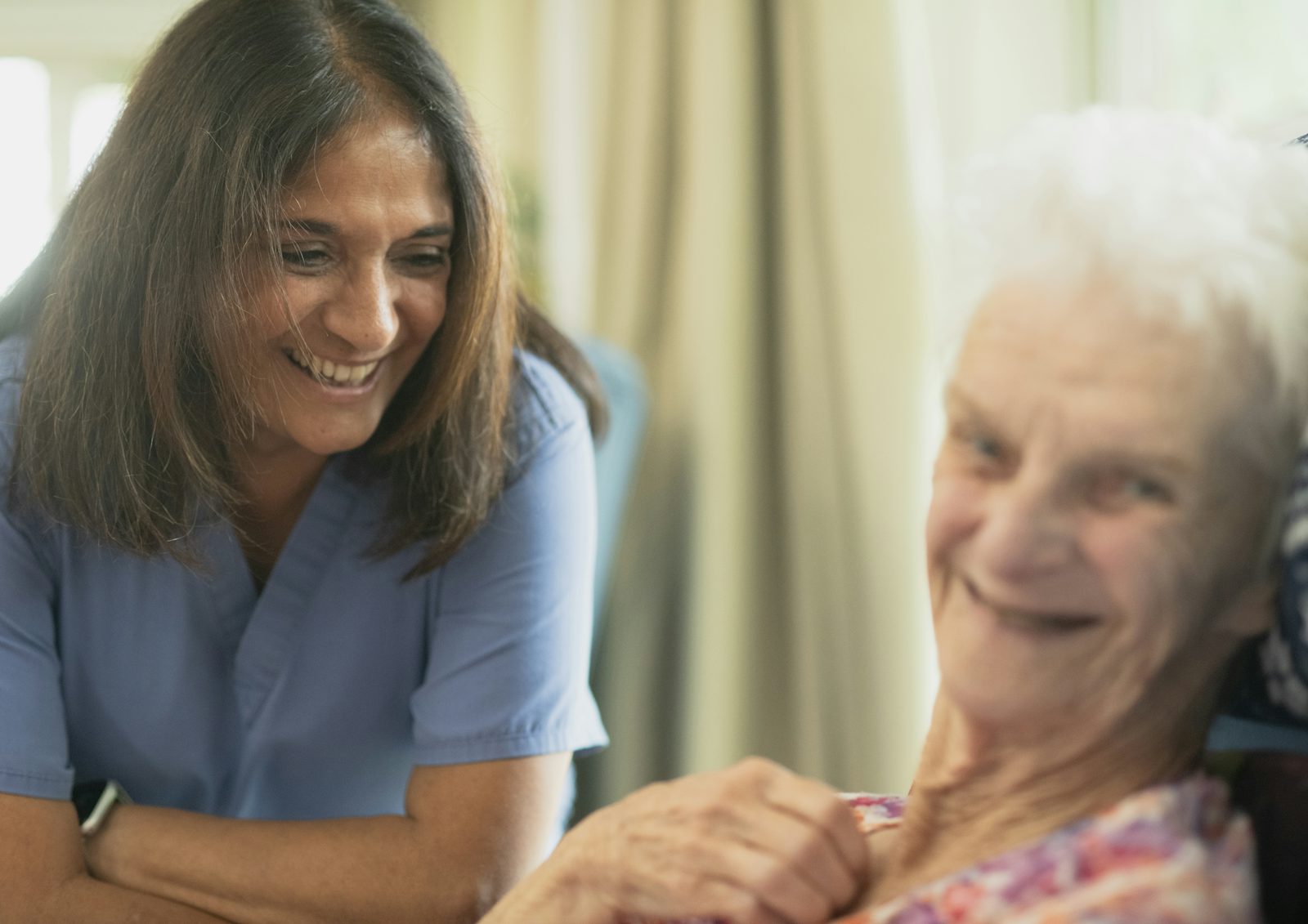 Lifestyle Concierge avvia acompañando a un adulto mayor